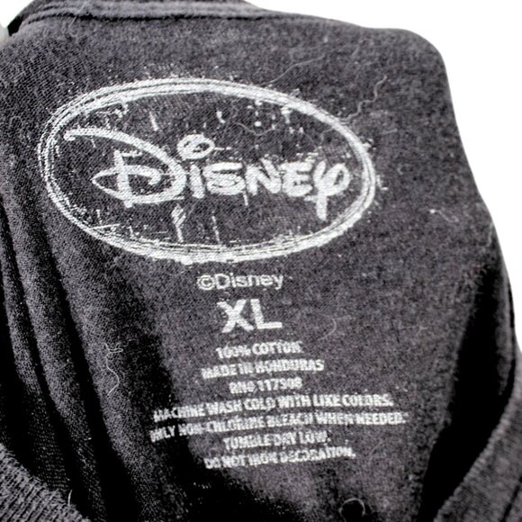 Disney Villains Graphic Tee Unisex XL Cruella Ursula Maleficent Queen of Hearts - Picture 9 of 9